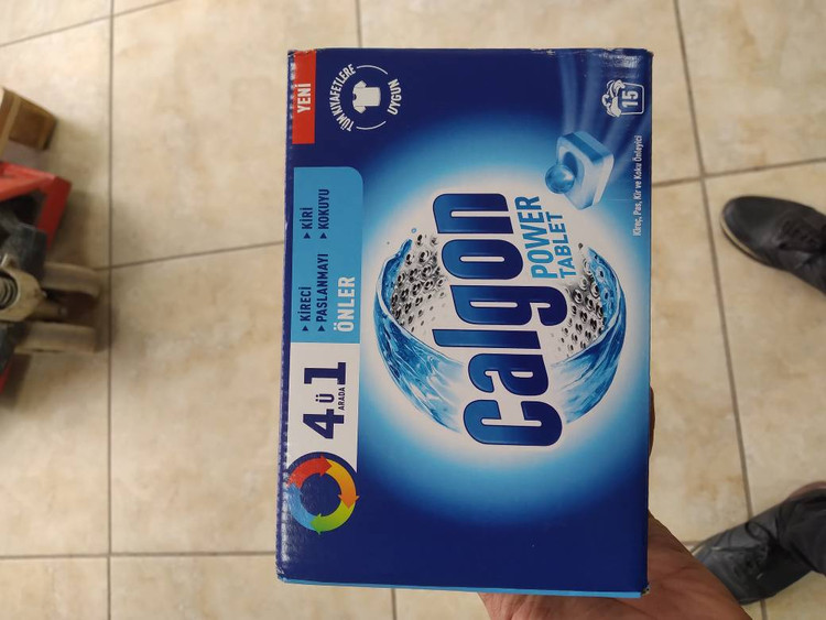 قرص جرم گیر ماشین لباسشویی کالگون مدل 4u1 Arada بسته 15 عددی